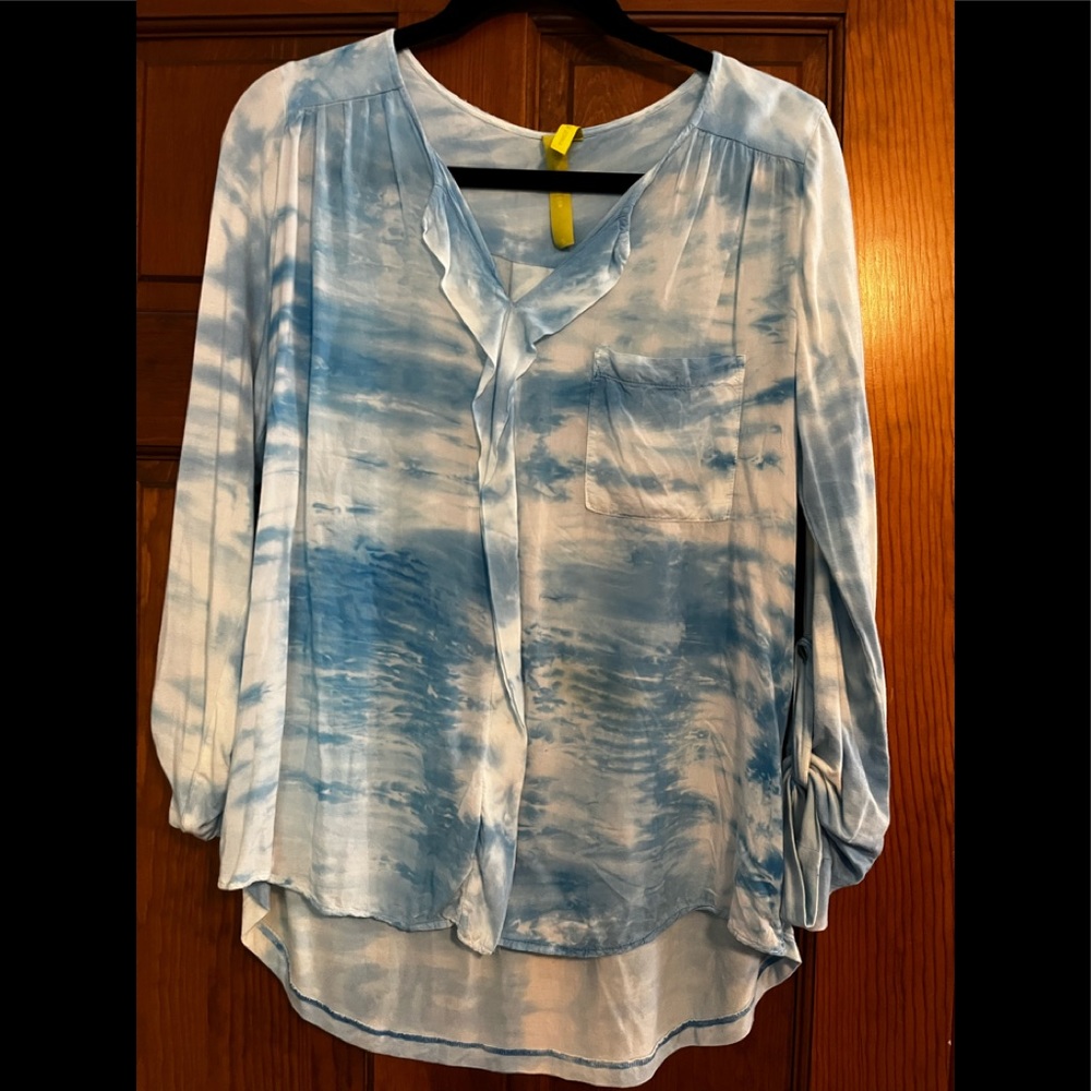 Green dragon: women’s (s) Sky & cloud 100% rayon blouse